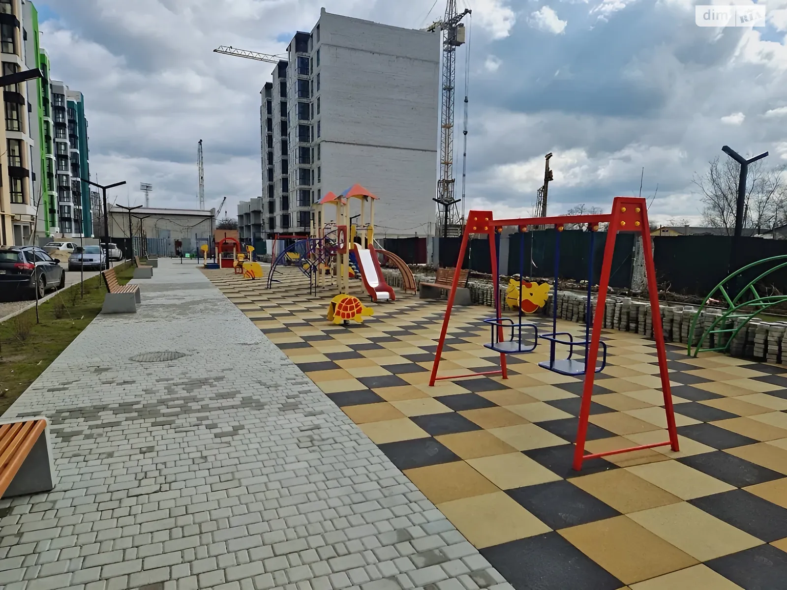 Продается 1-комнатная квартира 41 кв. м в Черкассах, ул. Байды-Вишневецкого - фото 1