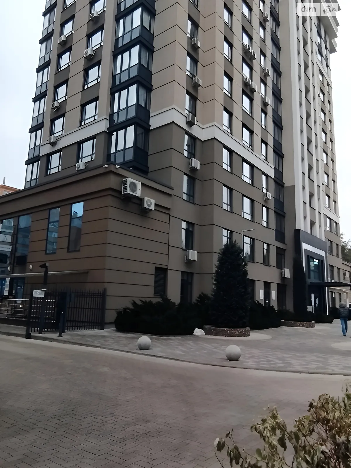 Продается 1-комнатная квартира 46.9 кв. м в Ирпене, ул. Университетская(Карла Маркса), 3/6 - фото 1