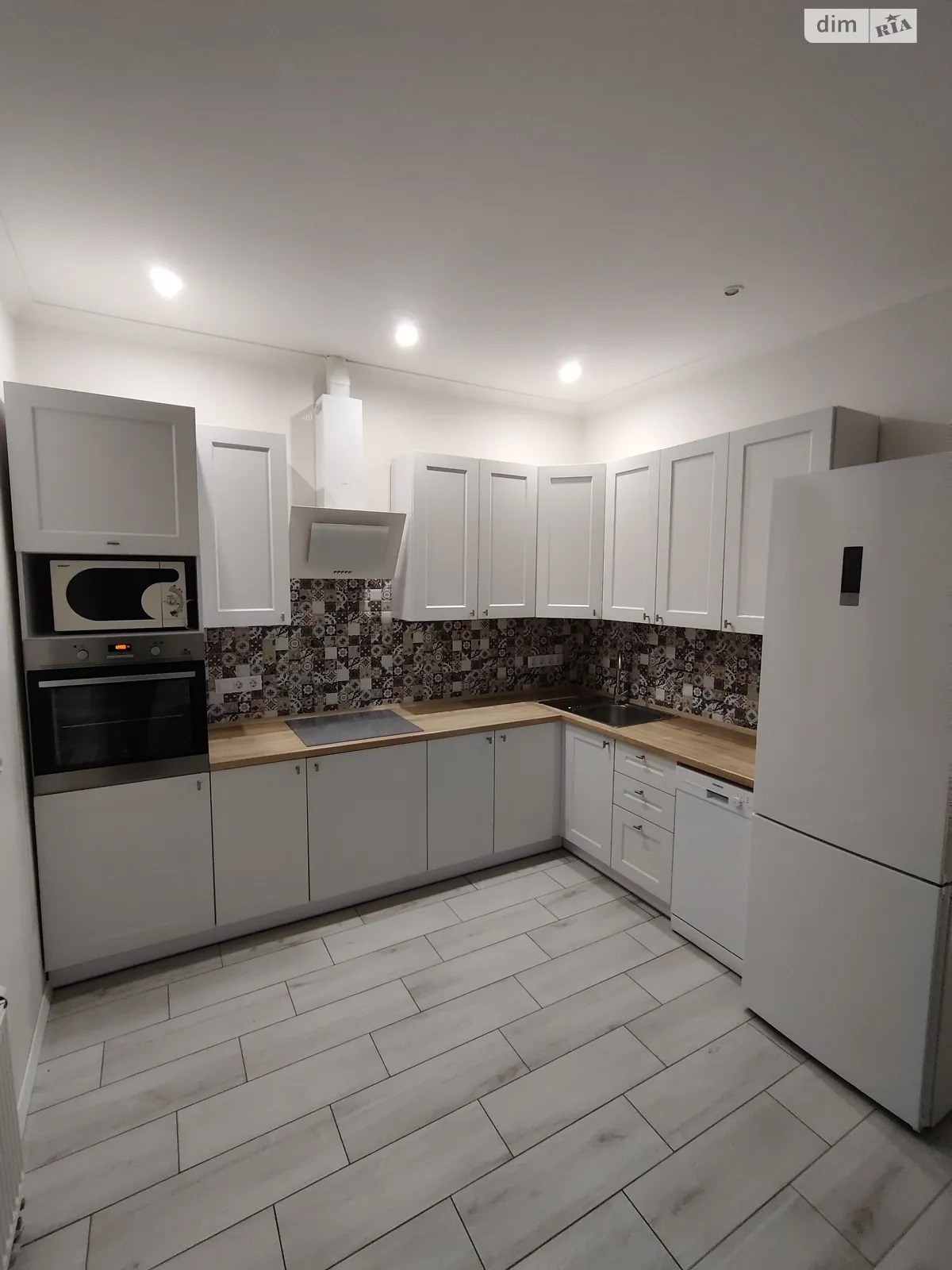 Продается 2-комнатная квартира 56.5 кв. м в Киеве, ул. Гарматная, 20/1 - фото 1