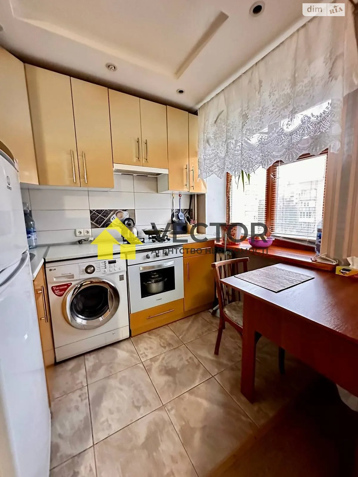 Продається 1-кімнатна квартира 32.3 кв. м у Полтаві, вул. Грушевського Михайла - фото 1