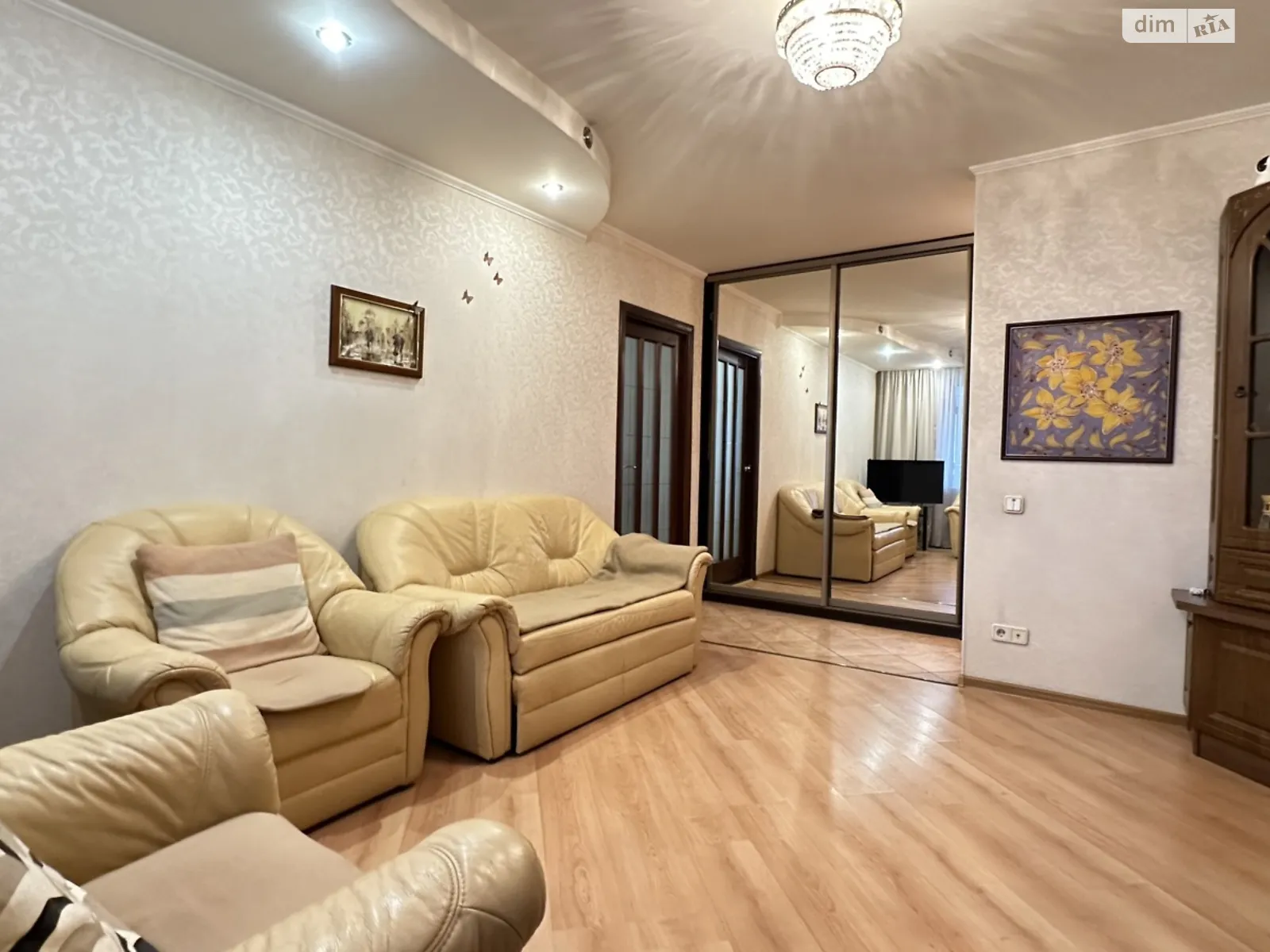 Продается 2-комнатная квартира 52 кв. м в Хмельницком, ул. Прибугская - фото 1
