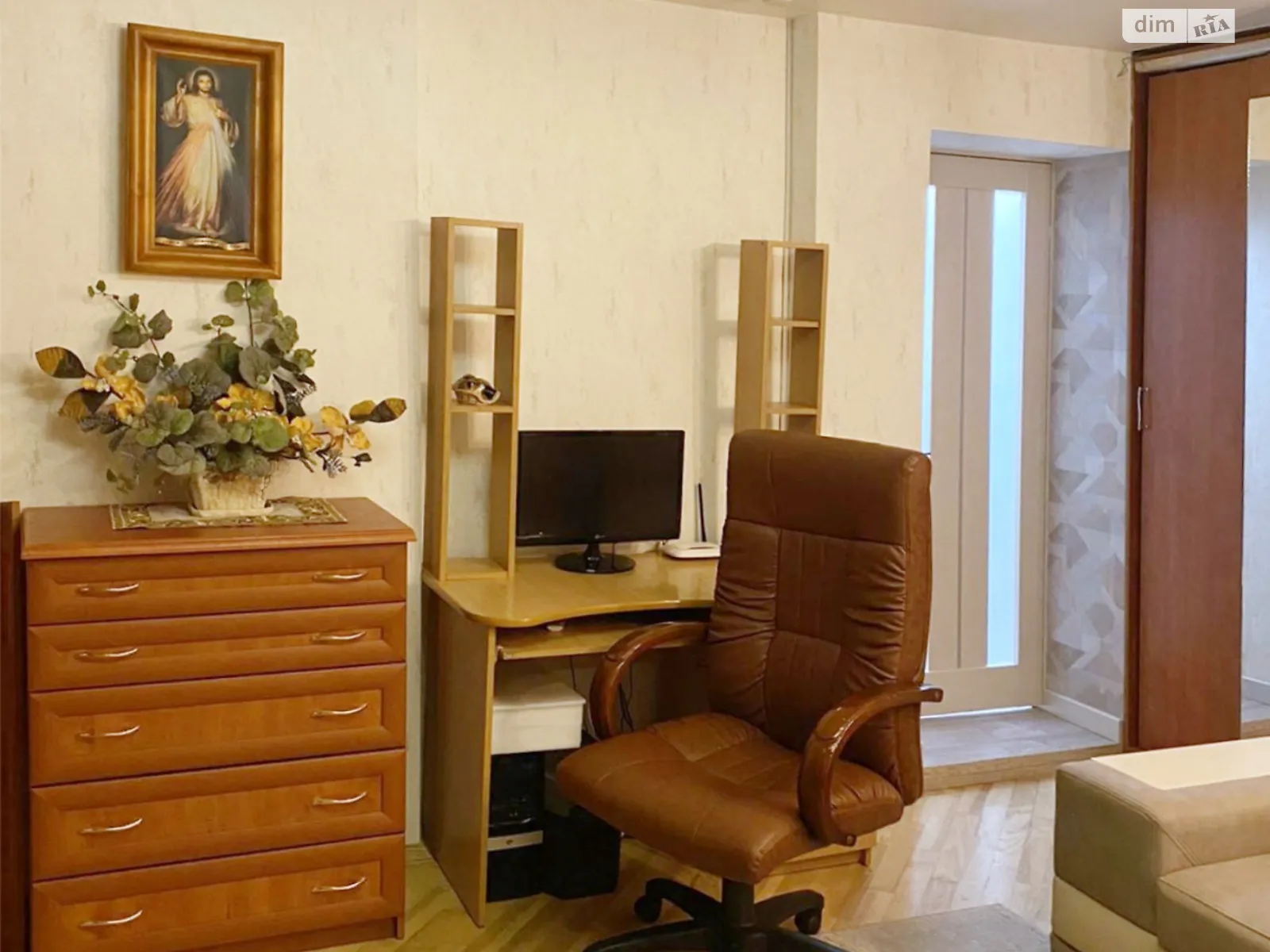 Продается 3-комнатная квартира 100.3 кв. м в Львове, ул. Ярослава Мудрого - фото 1