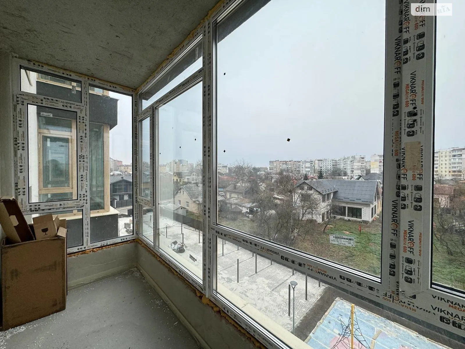 Продається 1-кімнатна квартира 44.4 кв. м у Івано-Франківську, вул. Миру, 100 - фото 1