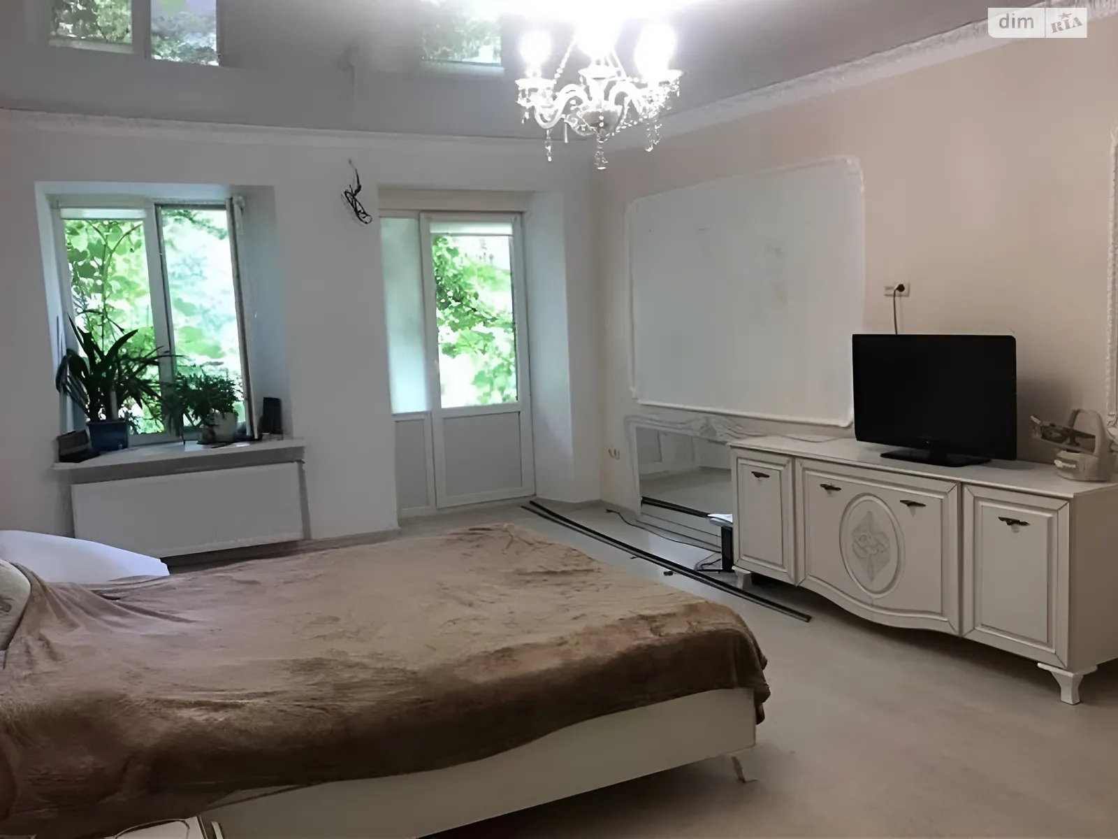 Продается 2-комнатная квартира 102.4 кв. м в Одессе, пер. Ушинского - фото 1