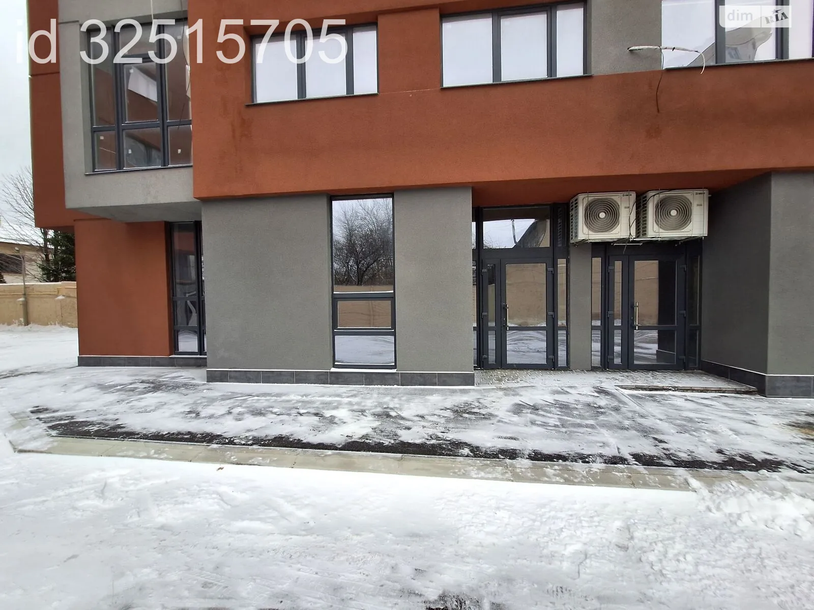 Продается помещения свободного назначения 70.3 кв. м в 16-этажном здании, цена: 98420 $ - фото 1