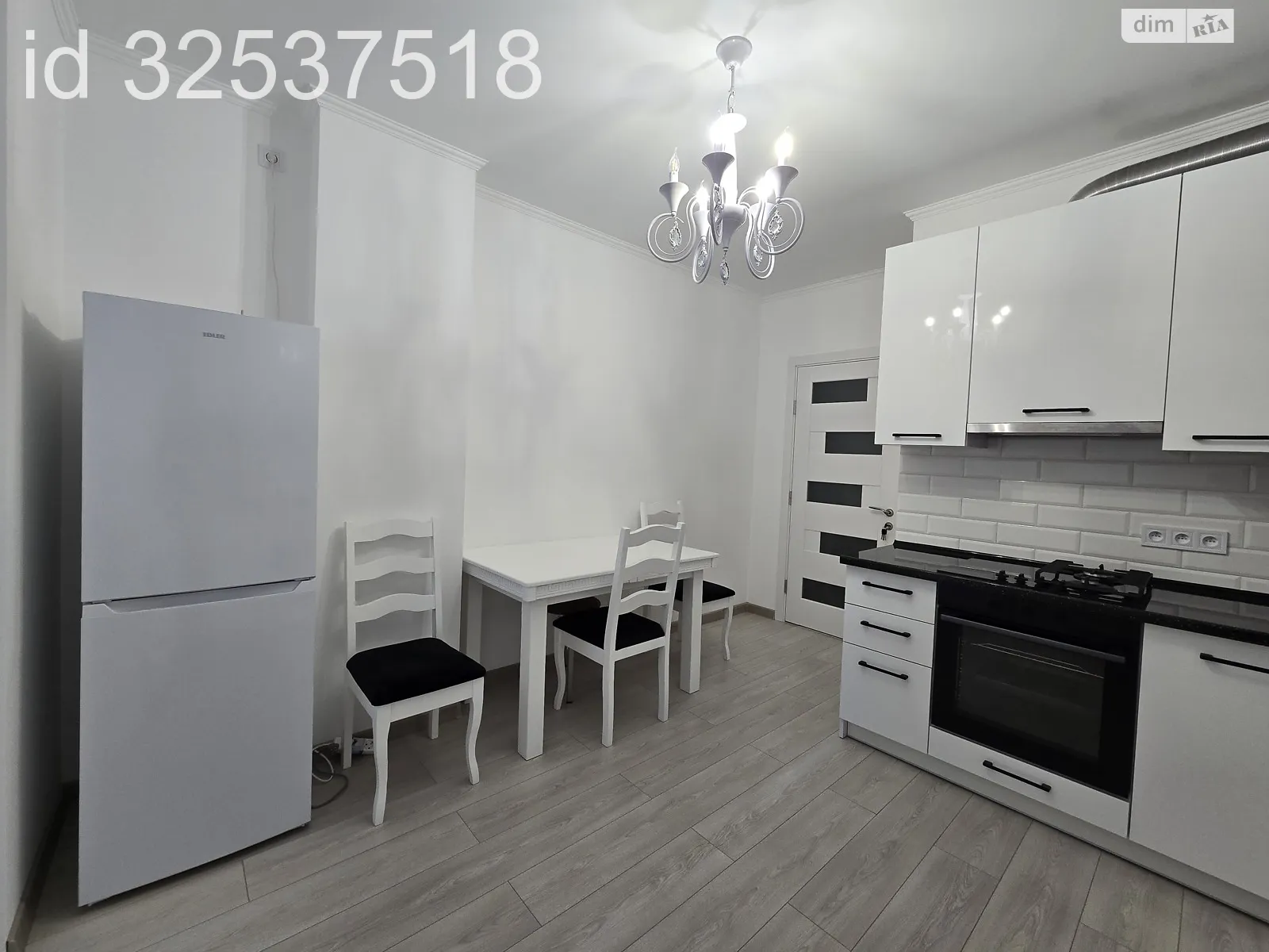 Сдается в аренду 2-комнатная квартира 58.3 кв. м в Ужгороде, ул. Национальной Гвардии(Гвардейская), 32 - фото 1