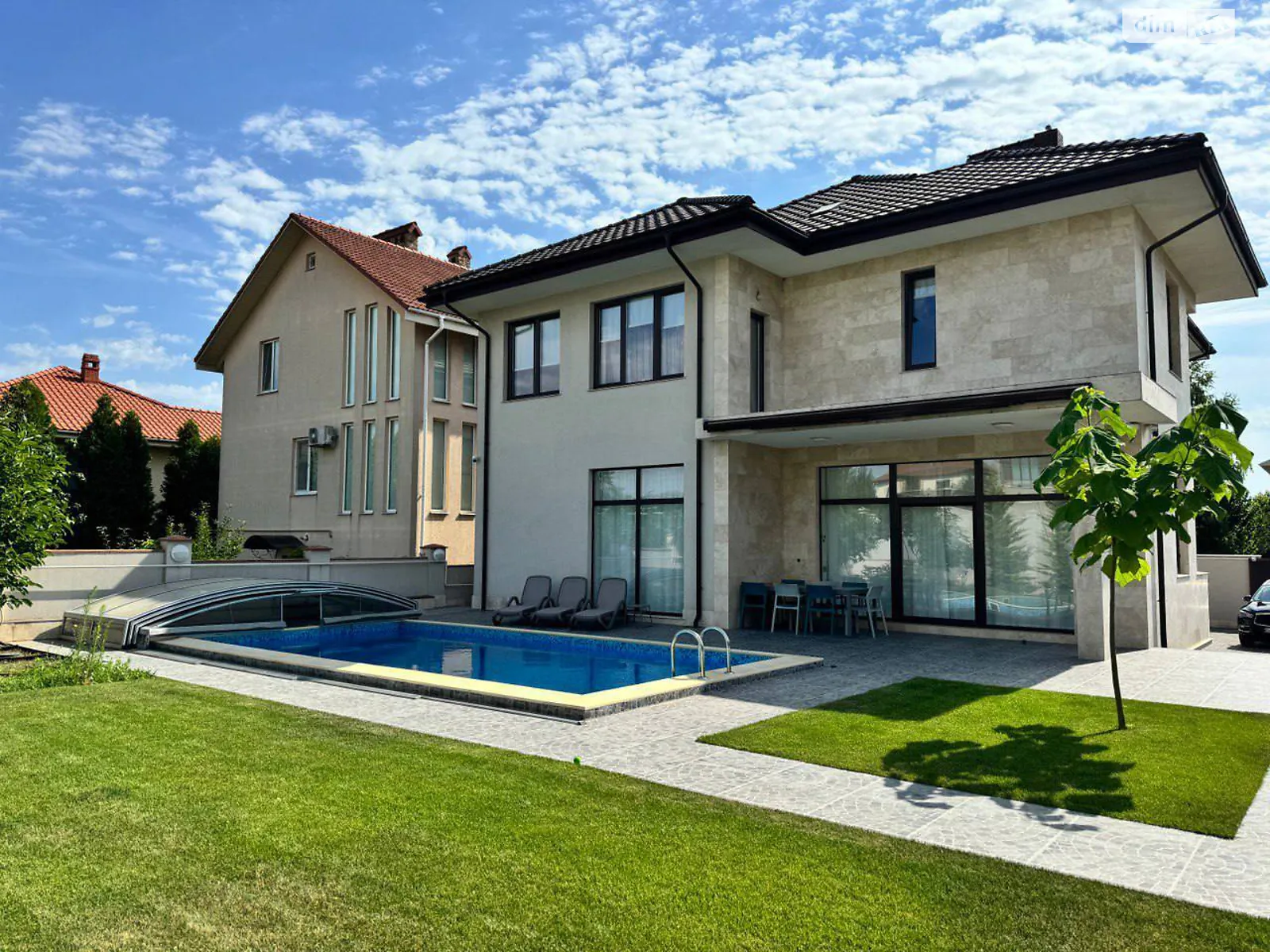 Продается дом на 2 этажа 368.1 кв. м с верандой, цена: 890000 $ - фото 1