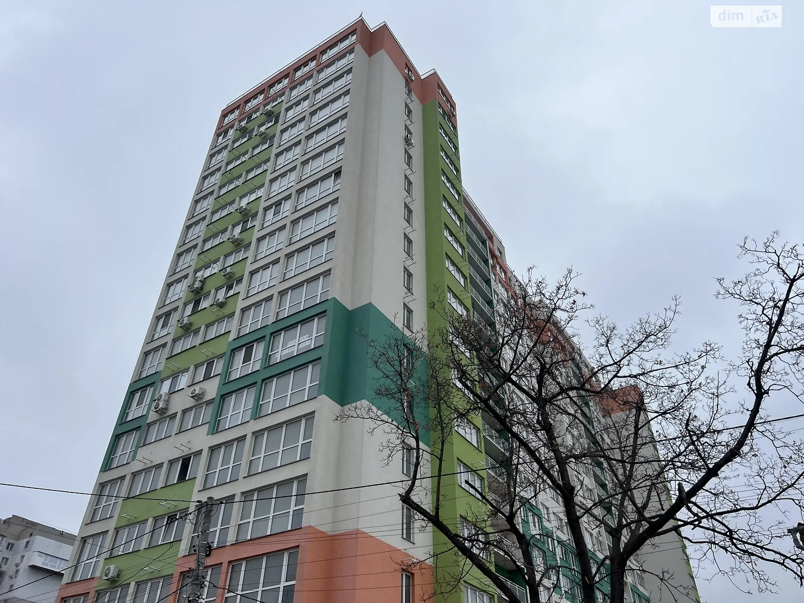 Продается 1-комнатная квартира 52.2 кв. м в Одессе, ул. Бугаевская, 44 - фото 1
