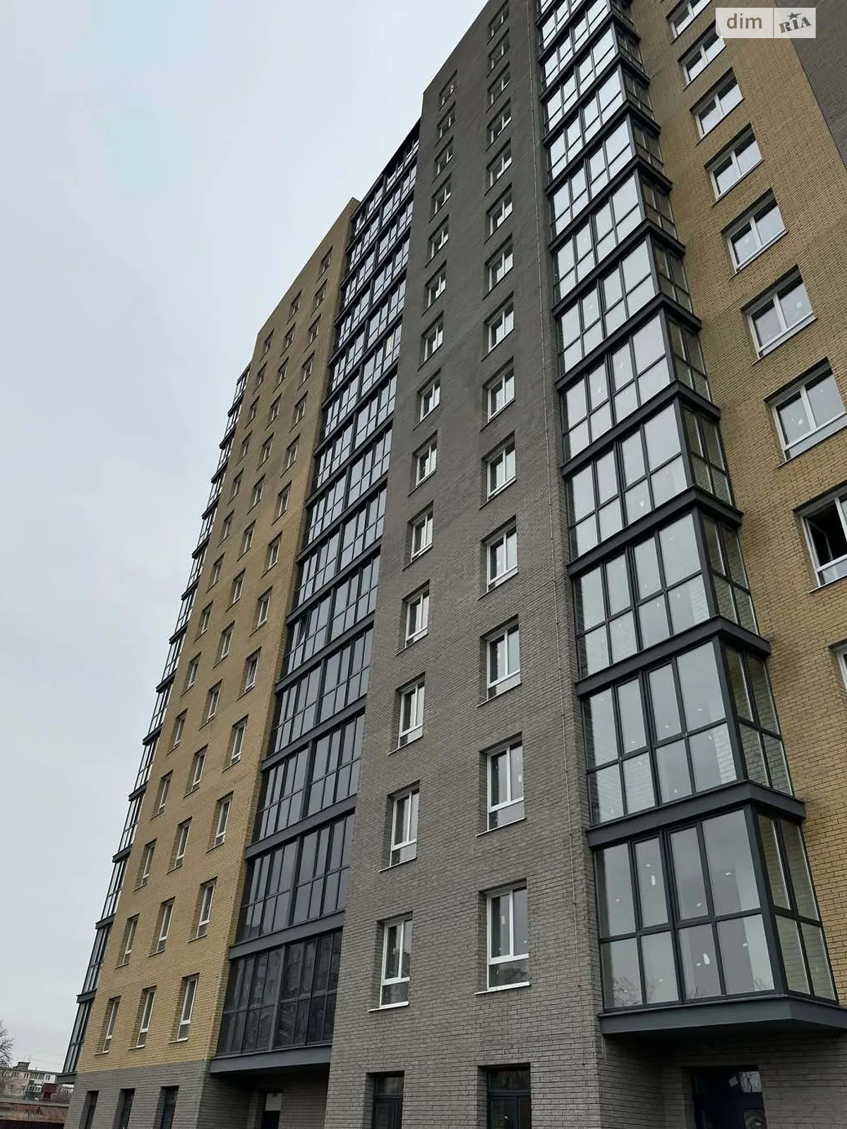 Продается 2-комнатная квартира 61.5 кв. м в Черкассах, ул. Добровольческих Батальонов, 203/1 - фото 1