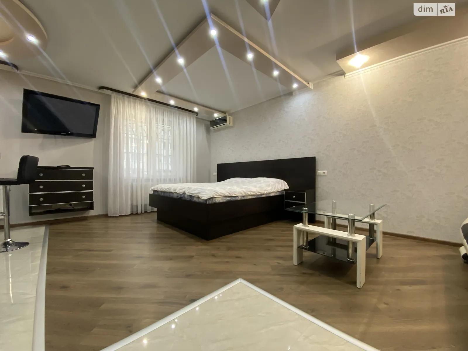 Сдается в аренду 1-комнатная квартира 43 кв. м в Виннице, ул. Анатолия Бортняка - фото 1