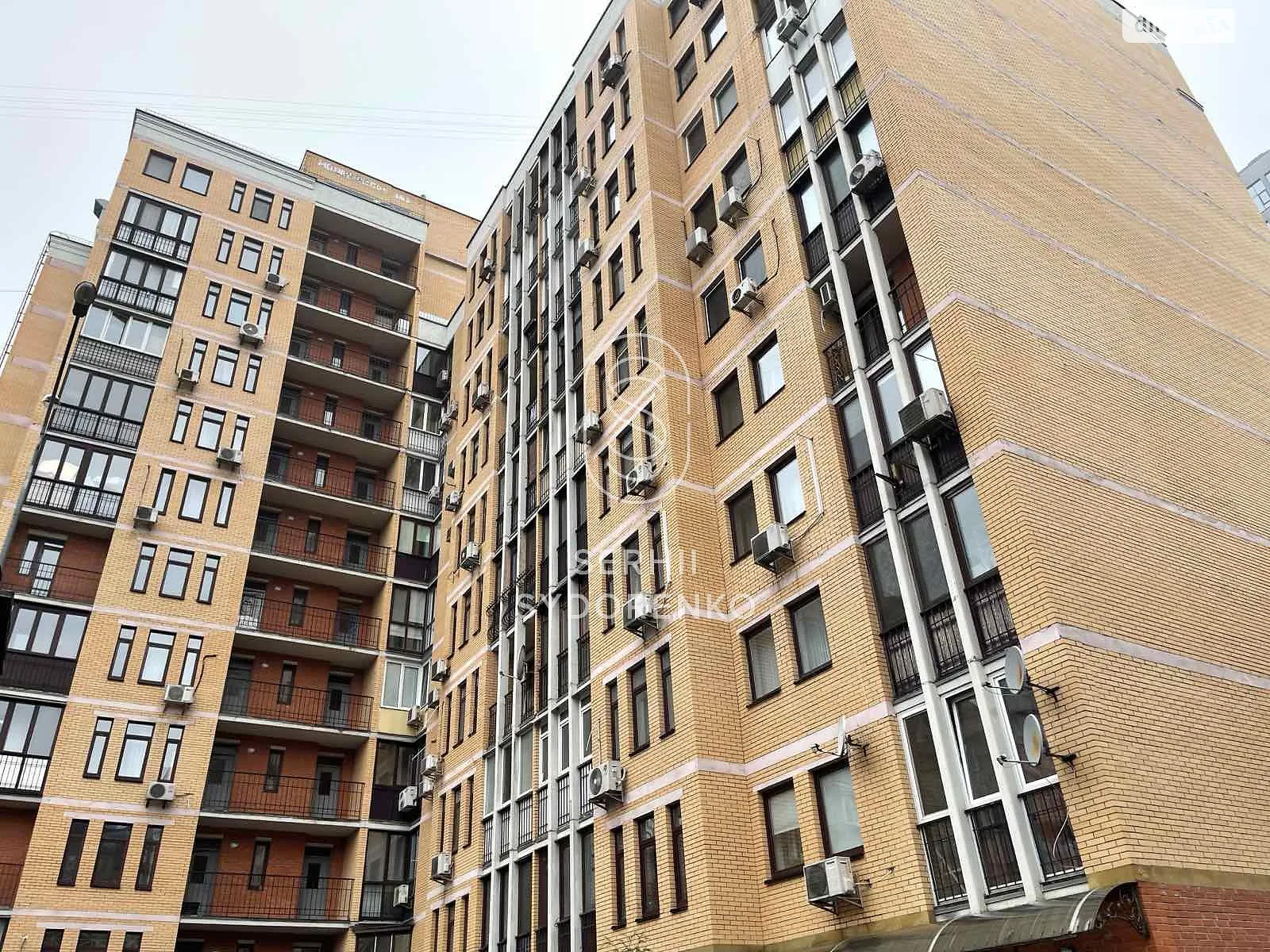 Продается 1-комнатная квартира 47.2 кв. м в Киеве, ул. Паньковская, 27/78 - фото 1