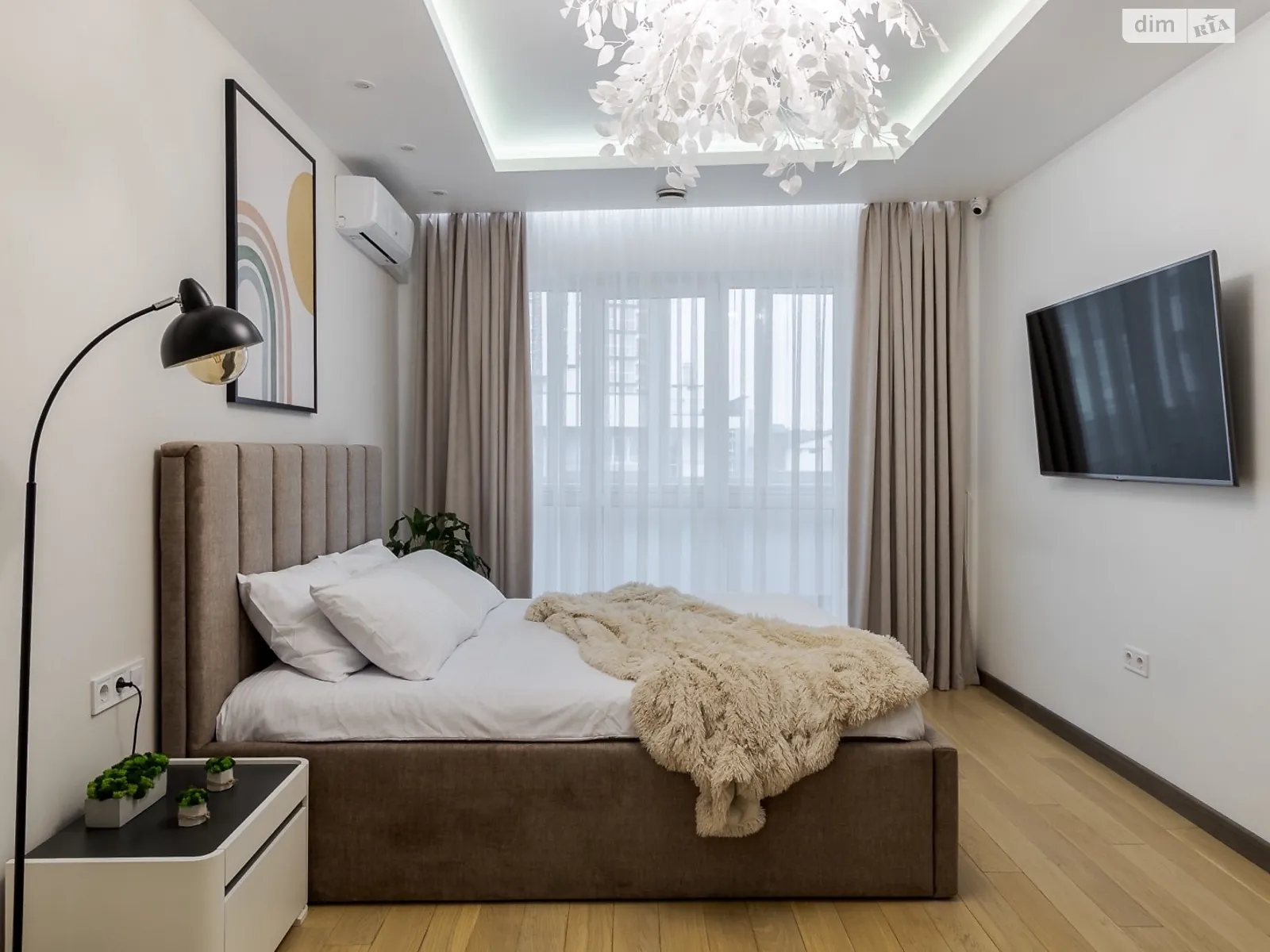 Продается 3-комнатная квартира 112 кв. м в Львове, ул. Шевченко Тараса, 19 - фото 1