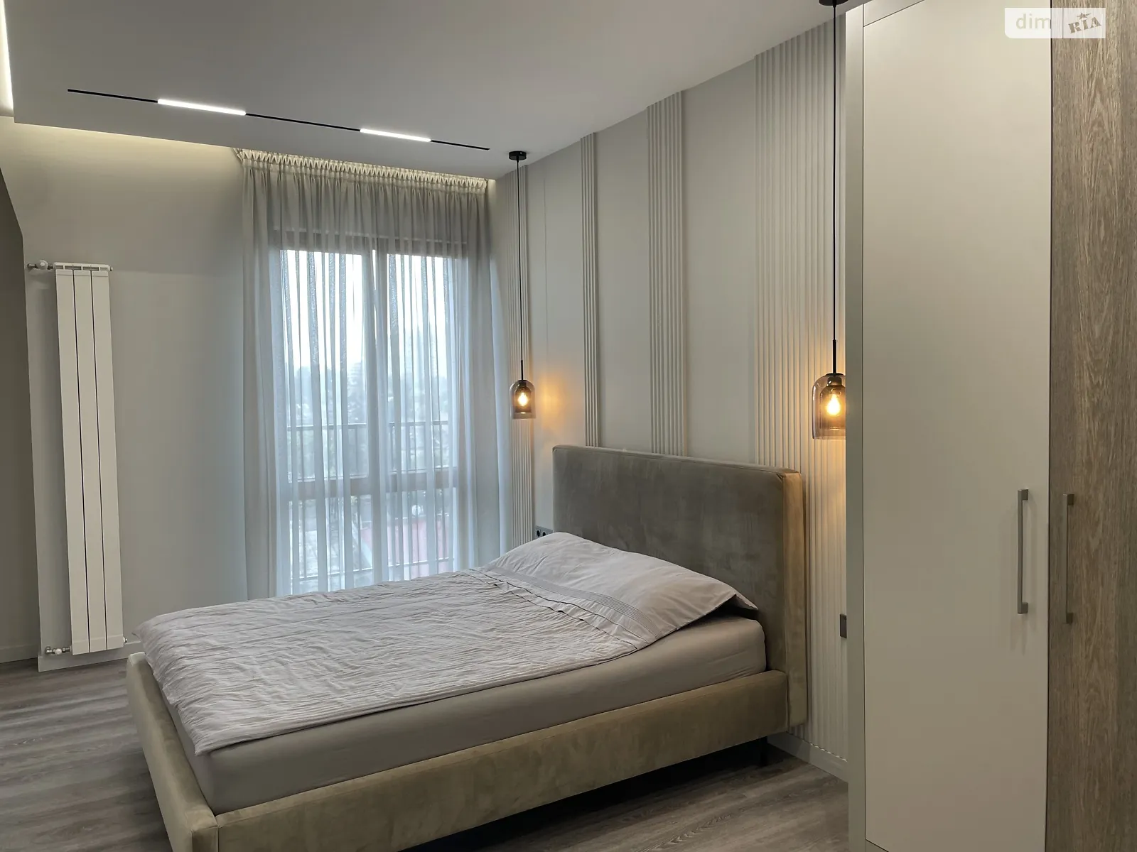 Продается 2-комнатная квартира 92.5 кв. м в Одессе, ул. Осипова, 39 - фото 1