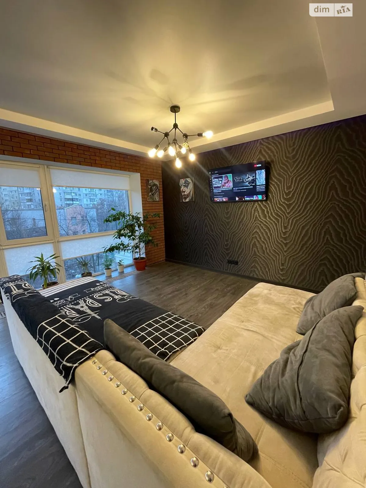 Продается 3-комнатная квартира 87 кв. м в Днепре, ул. Беляева Замполита, 8А - фото 1