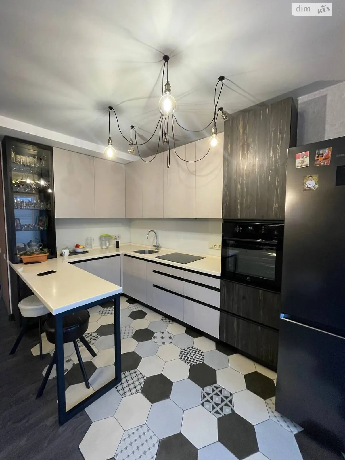 Продается 3-комнатная квартира 87 кв. м в Днепре, цена: 83500 $ - фото 1