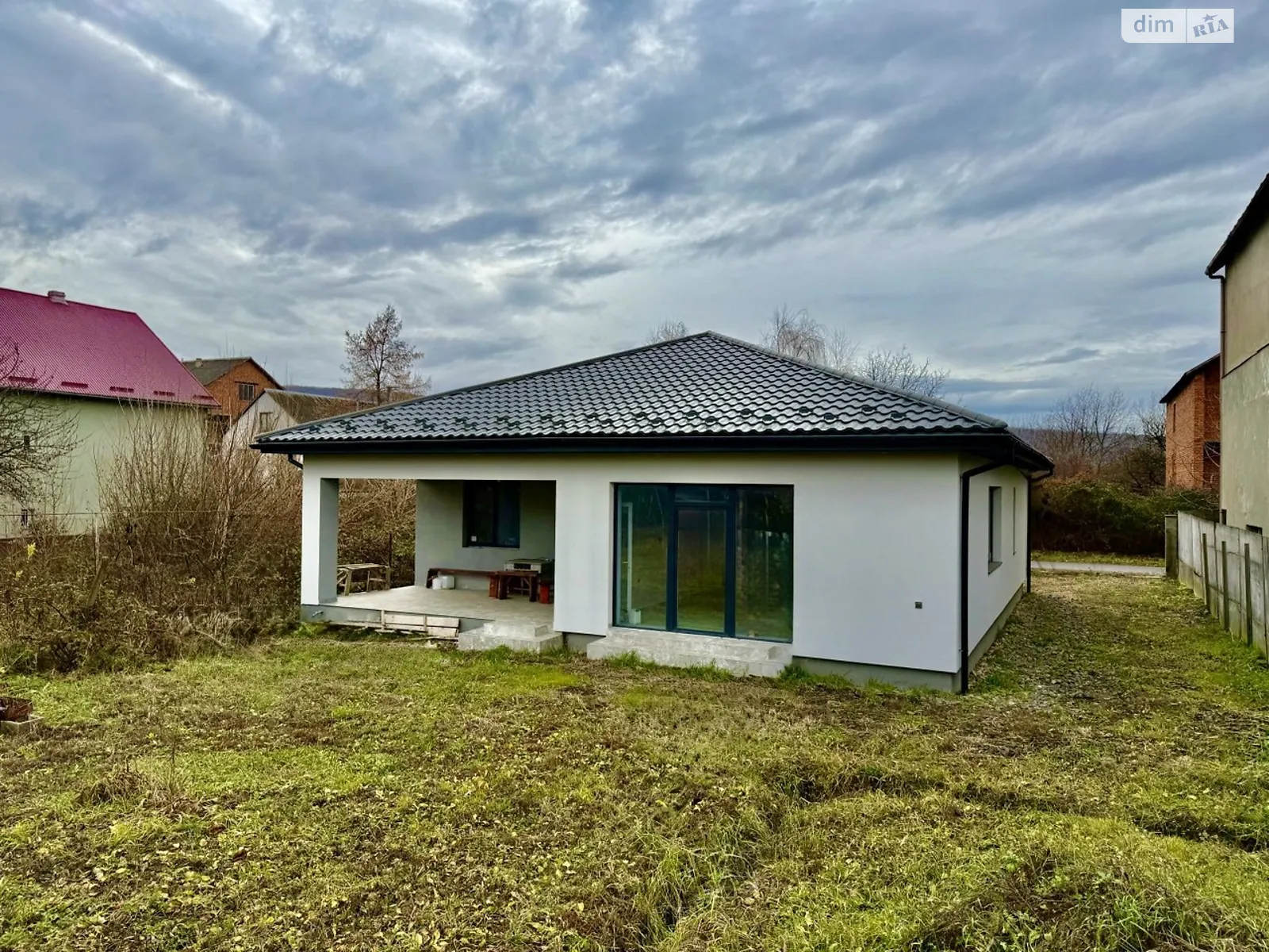 Продається одноповерховий будинок 135 кв. м з ділянкою, цена: 149999 $ - фото 1