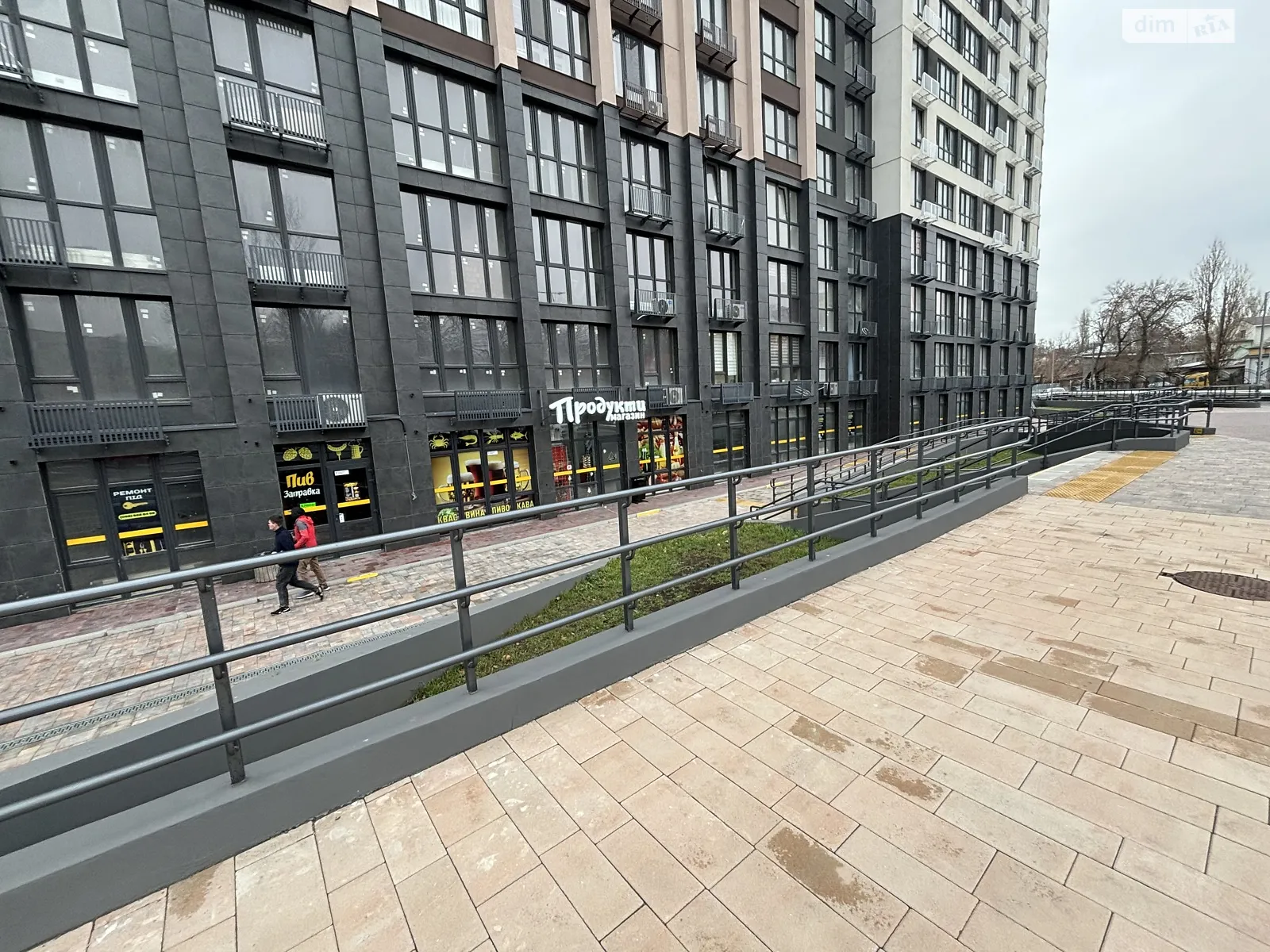 Продається 3-кімнатна квартира 105 кв. м у Одесі, вул. Івана Франка, 40 корпус 1 - фото 1