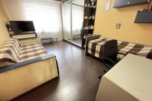 Продажа квартиры, Одесса, р‑н. Сахалинчик, Среднефонтанская улица