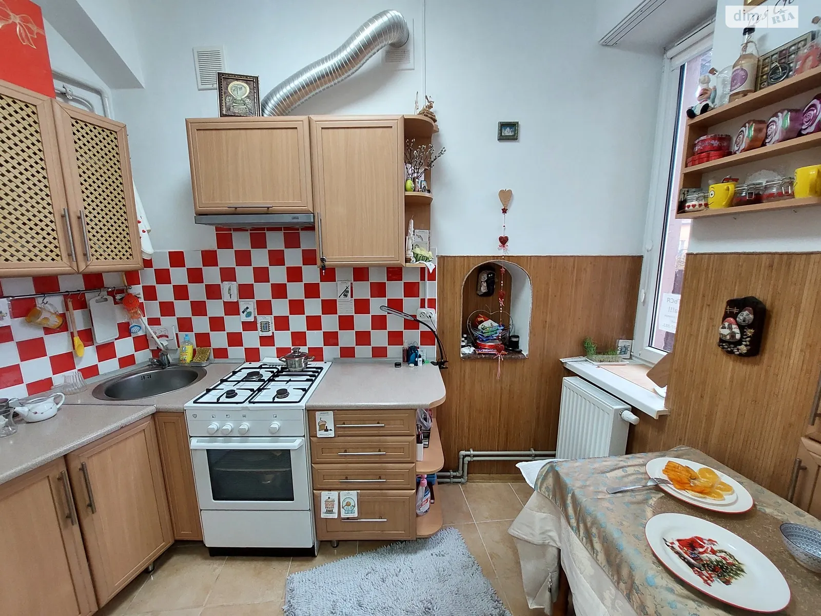 Продается 2-комнатная квартира 49.8 кв. м в Дрогобыче, ул. Ивана Мазепы - фото 1