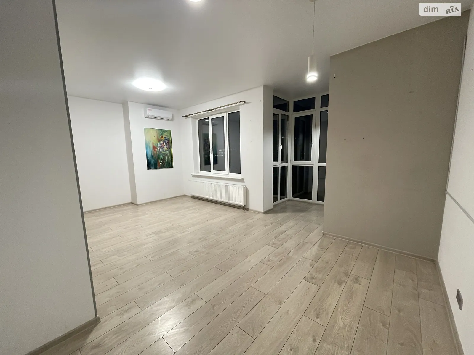 Продается 1-комнатная квартира 47 кв. м в Киеве, ул. Коновальца Евгения, 36Е - фото 1
