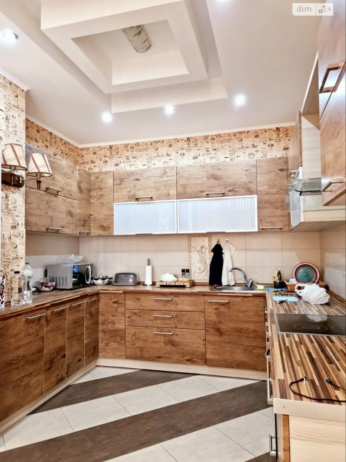 Продается 3-комнатная квартира 118 кв. м в Одессе, бул. Французский - фото 1