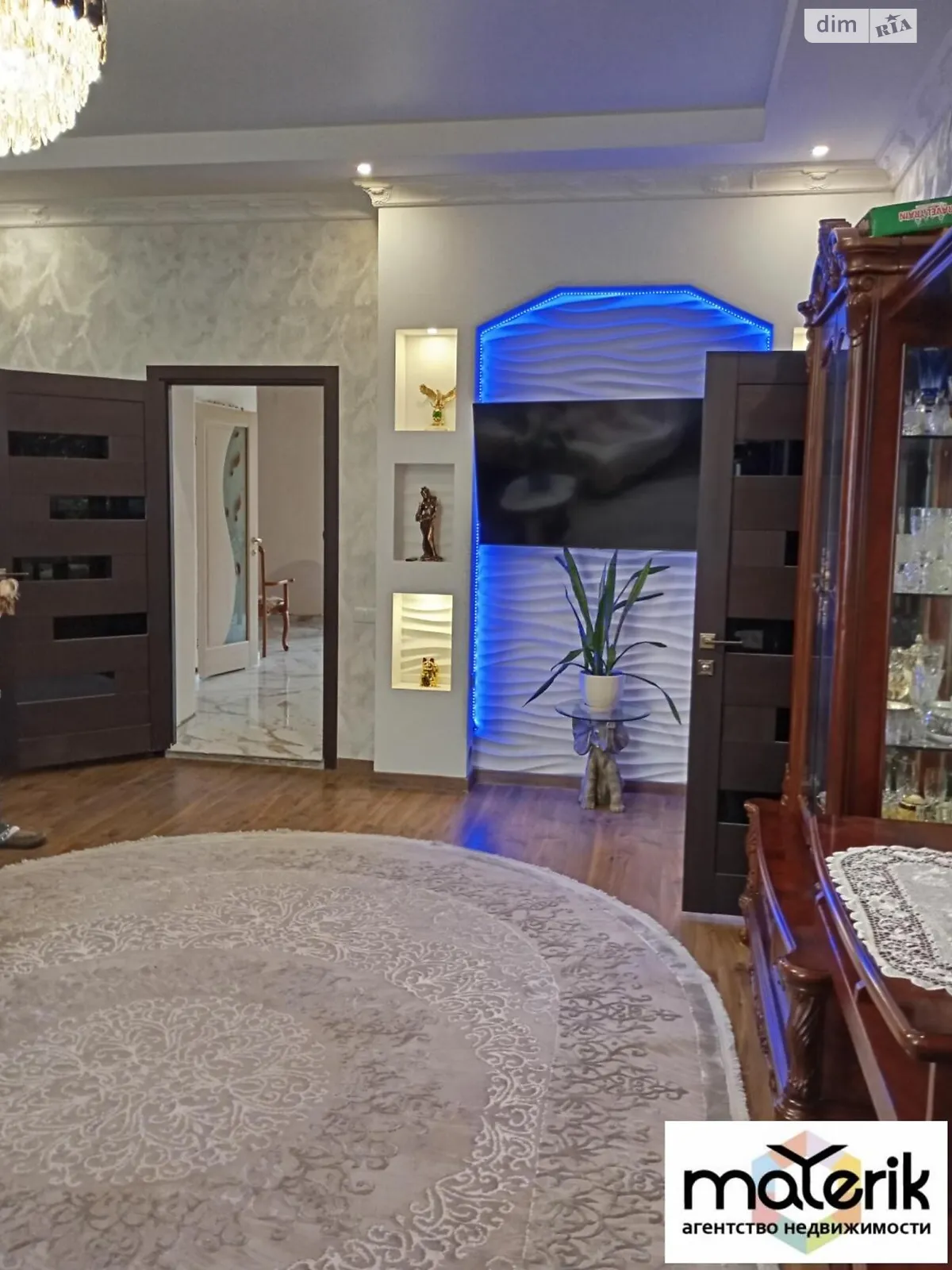 Продається одноповерховий будинок 168.9 кв. м с басейном, цена: 200000 $ - фото 1