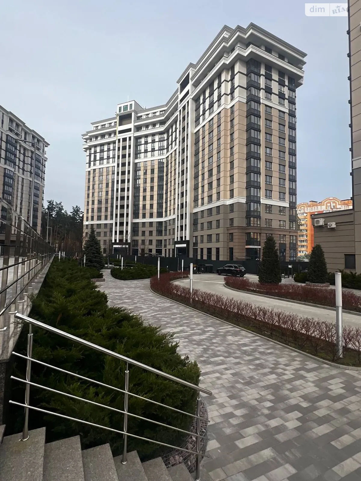 Продается 2-комнатная квартира 63.5 кв. м в Ирпене, ул. Университетская(Карла Маркса), 3/1 - фото 1