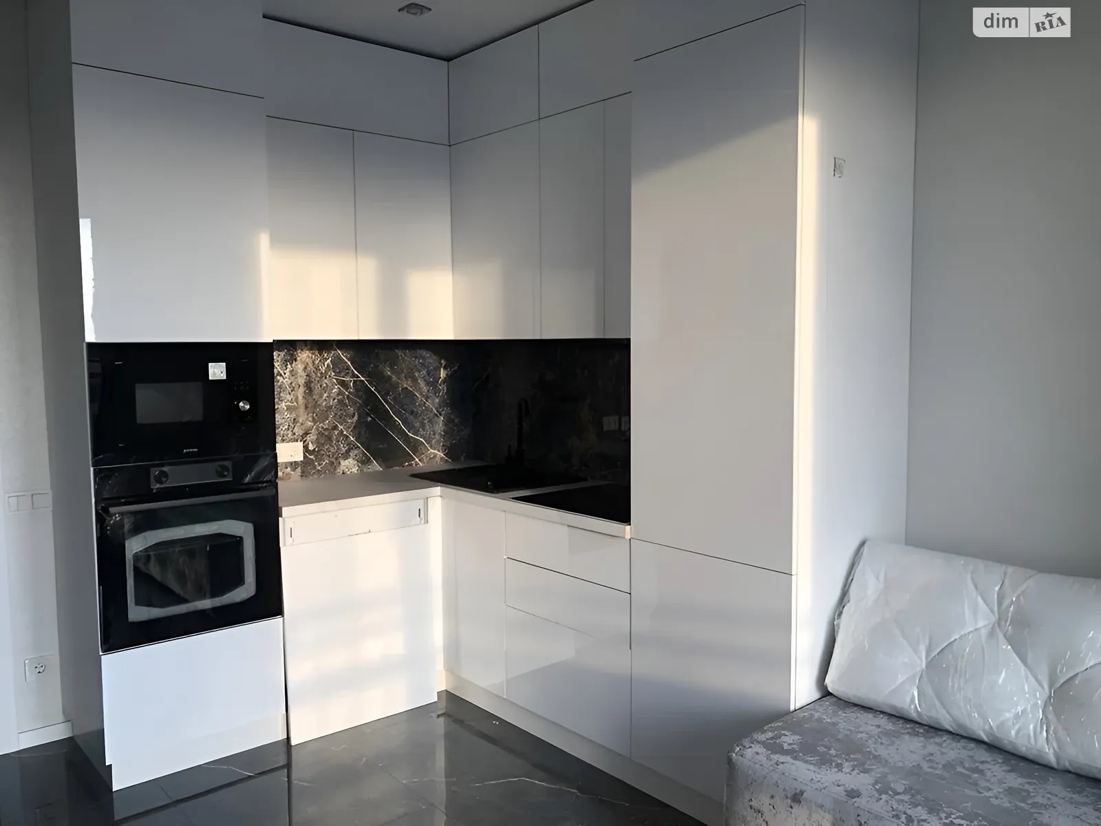 Продається 1-кімнатна квартира 42 кв. м у Львові, вул. Щирецька - фото 1