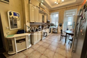 Долгосрочная аренда квартиры, Киев, р‑н. Подол, ст.м. Контрактовая площадь, Хорива улица, дом 31А