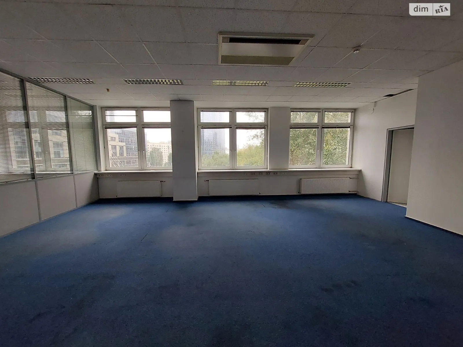 Сдается в аренду офис 230 кв. м в бизнес-центре, цена: 138000 грн - фото 1