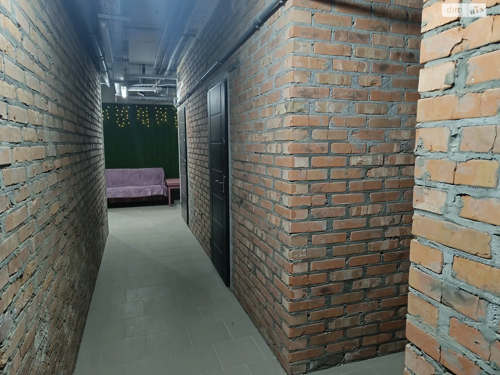 Продается помещения свободного назначения 30 кв. м в 5-этажном здании, цена: 14000 $ - фото 1