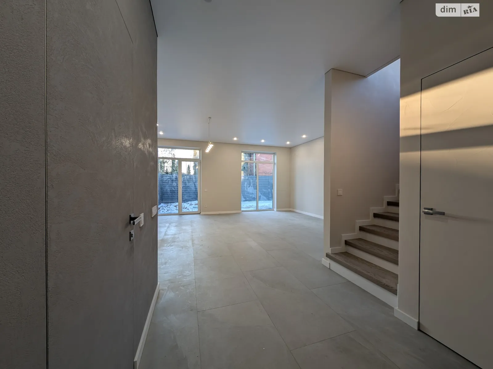 Продается часть дома 125 кв. м с камином, цена: 155000 $ - фото 1