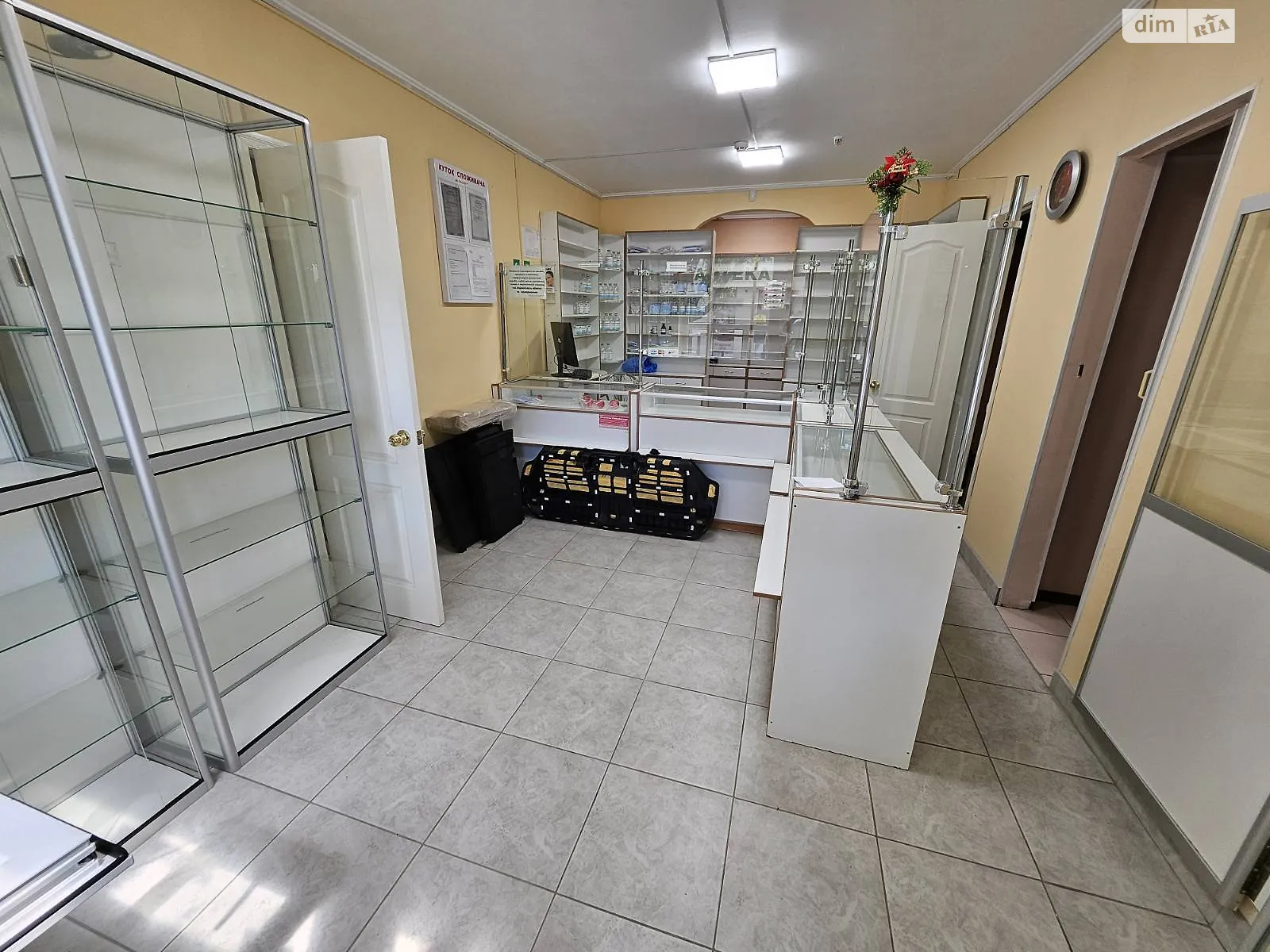 Продается офис 73 кв. м в бизнес-центре, цена: 75000 $ - фото 1