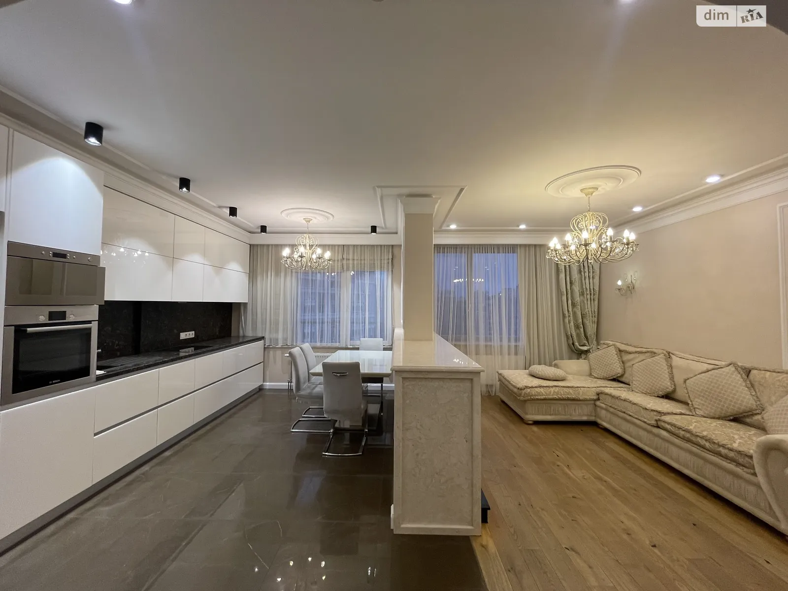 Продається 4-кімнатна квартира 146 кв. м у Одесі, вул. Генуезька - фото 1