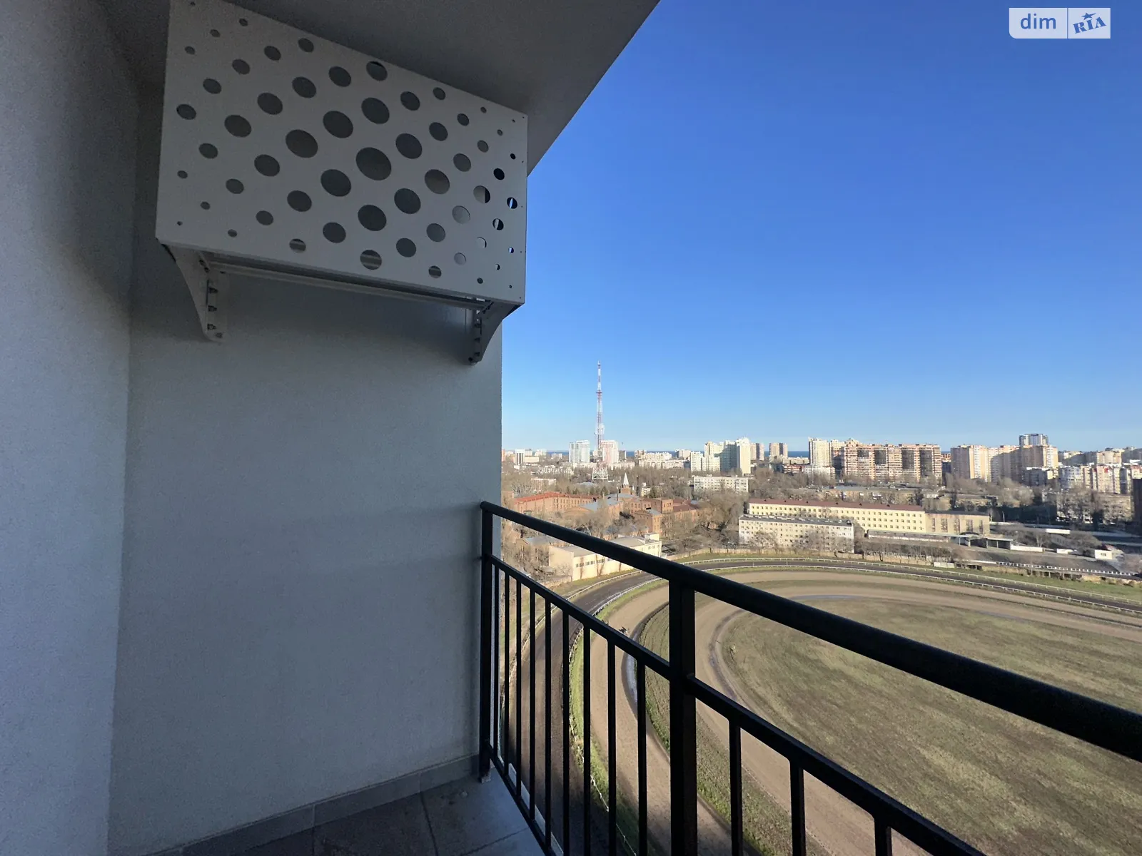 Продается 2-комнатная квартира 66 кв. м в Одессе, ул. Краснова, 3 корпус 60 - фото 1