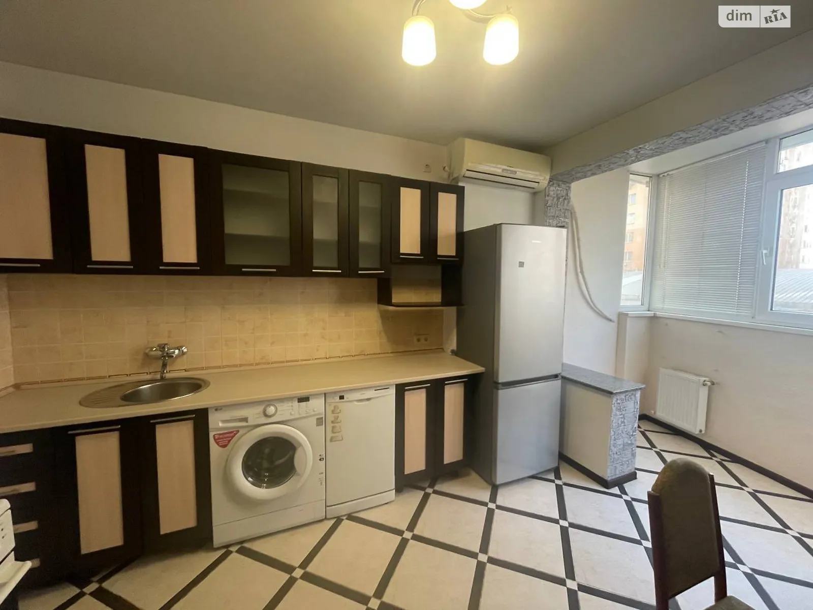 Продается 2-комнатная квартира 46 кв. м в Лиманке, цена: 40000 $ - фото 1