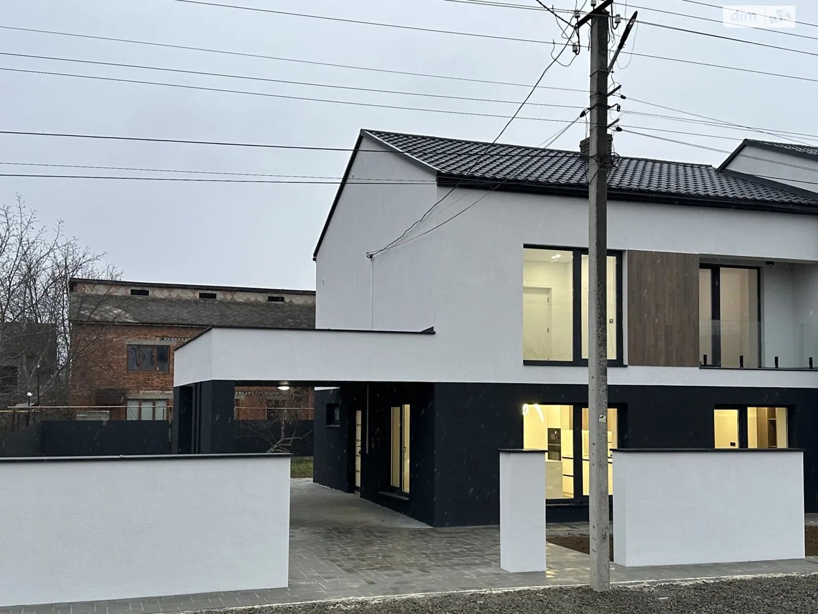 Продається будинок 2 поверховий 160 кв. м з терасою, цена: 140000 € - фото 1