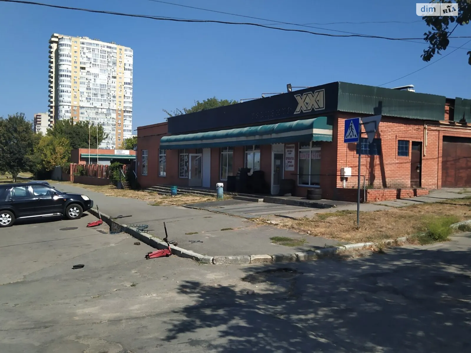 Продається об'єкт сфери послуг 420 кв. м в 1-поверховій будівлі, цена: 200000 $ - фото 1