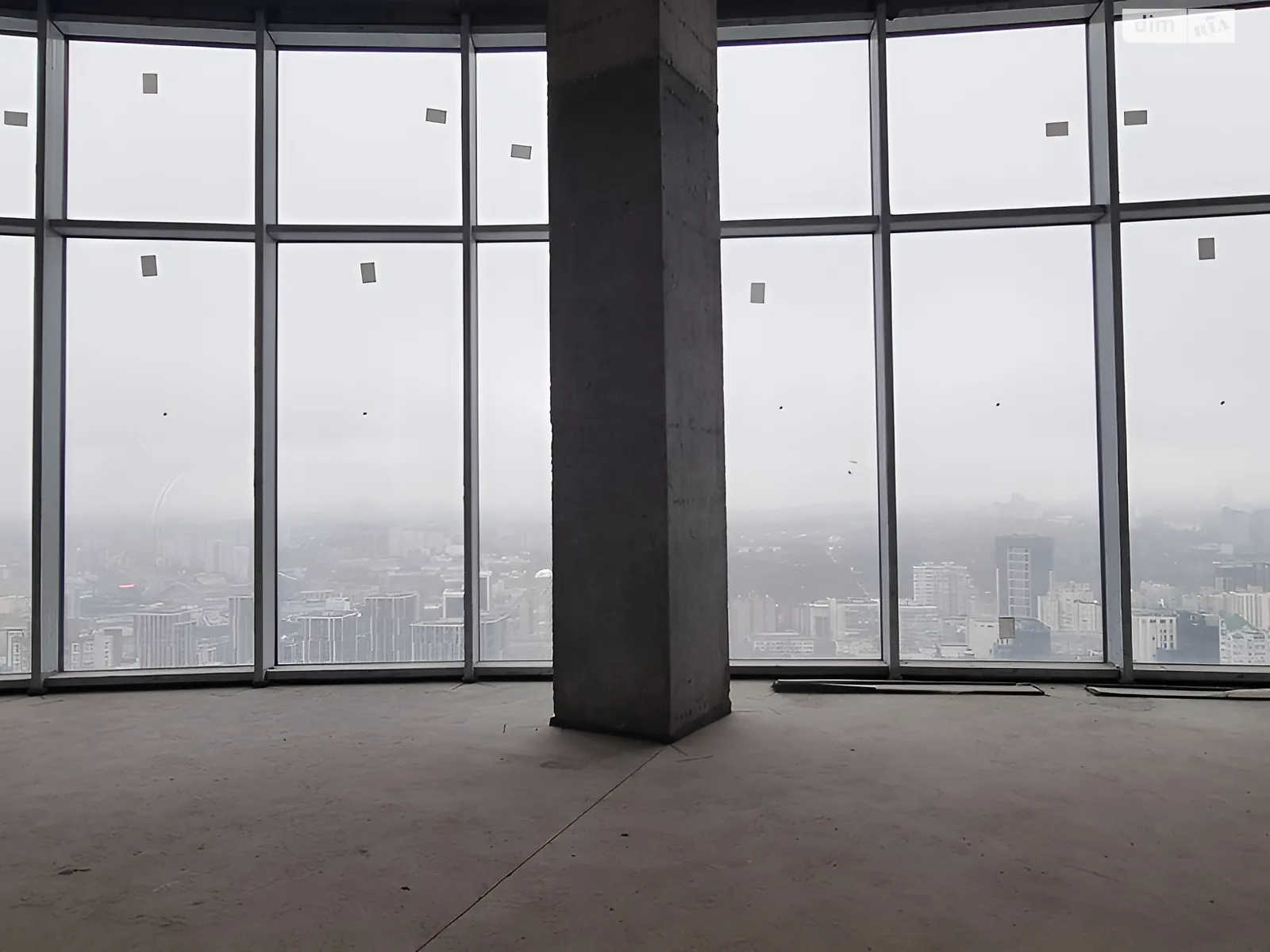 Продається 4-кімнатна квартира 195 кв. м у Києві, вул. Іоанна Павла II(Патріса Лумумби), 12 - фото 1