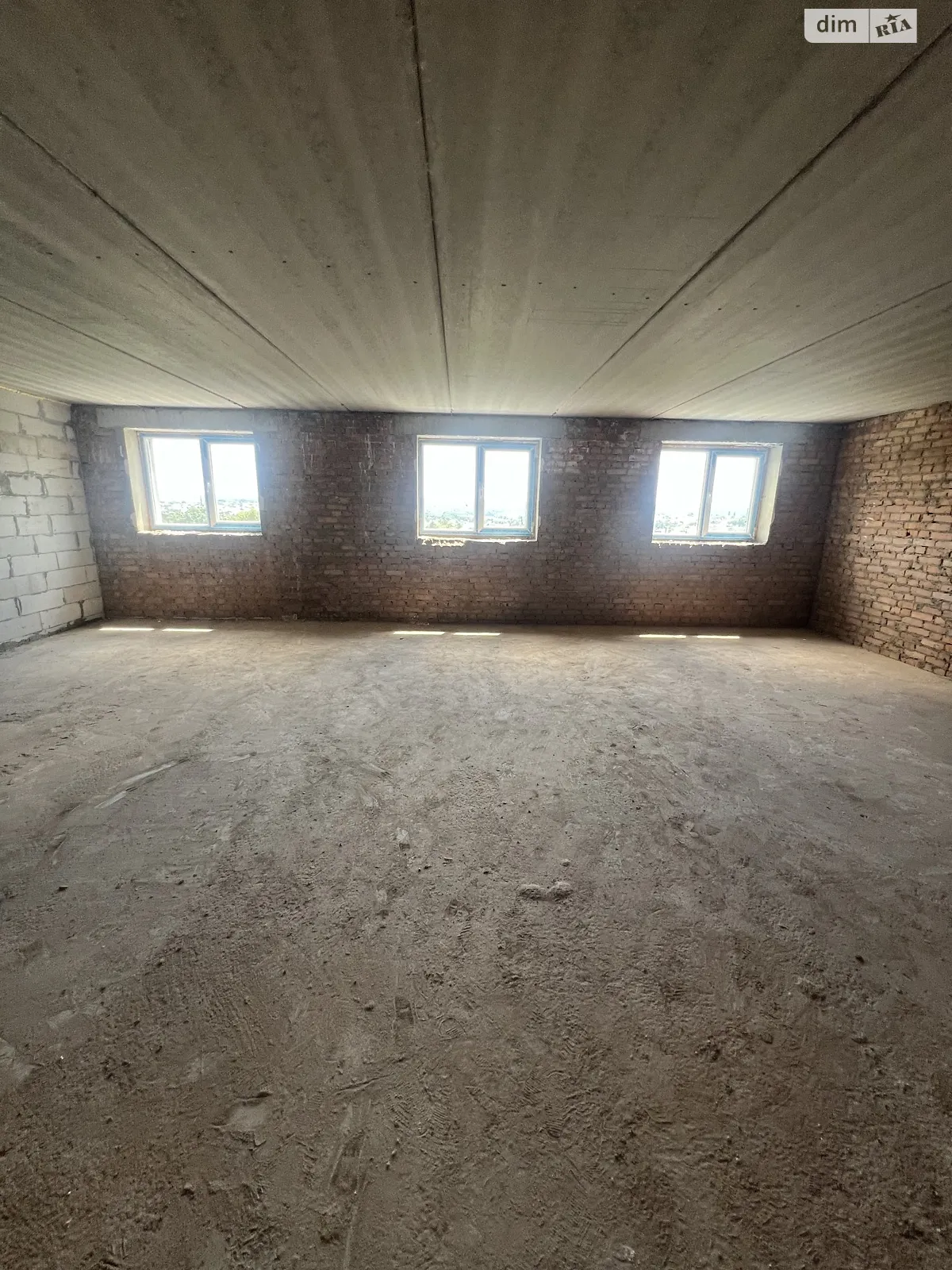 Продается 2-комнатная квартира 60 кв. м в Виннице, ул. Генерала Гандзюка - фото 1