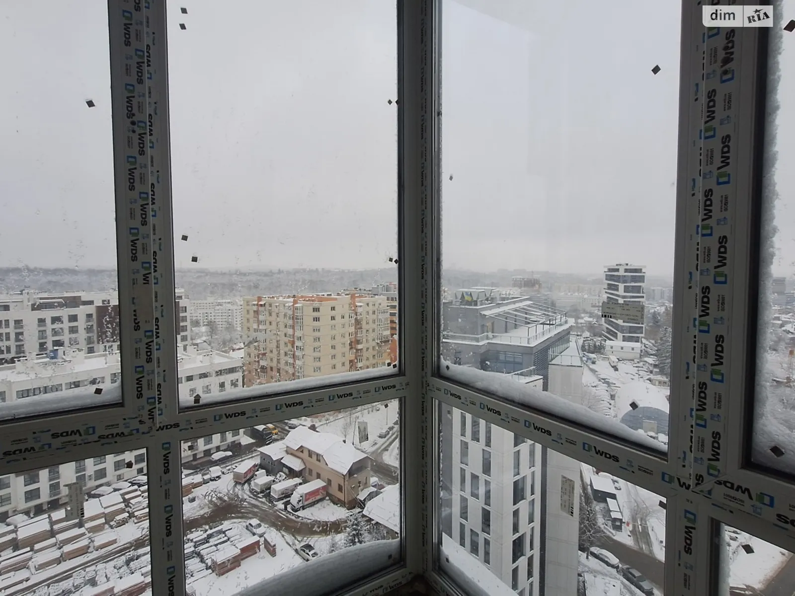Продается 1-комнатная квартира 42 кв. м в Львове, ул. Под Голоском - фото 1