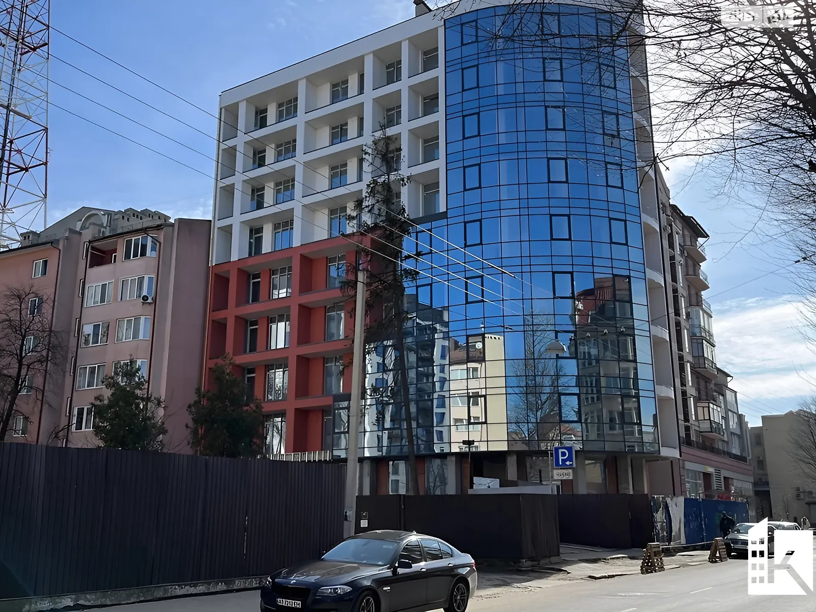 Продается помещения свободного назначения 200 кв. м в 10-этажном здании, цена: 312000 $ - фото 1