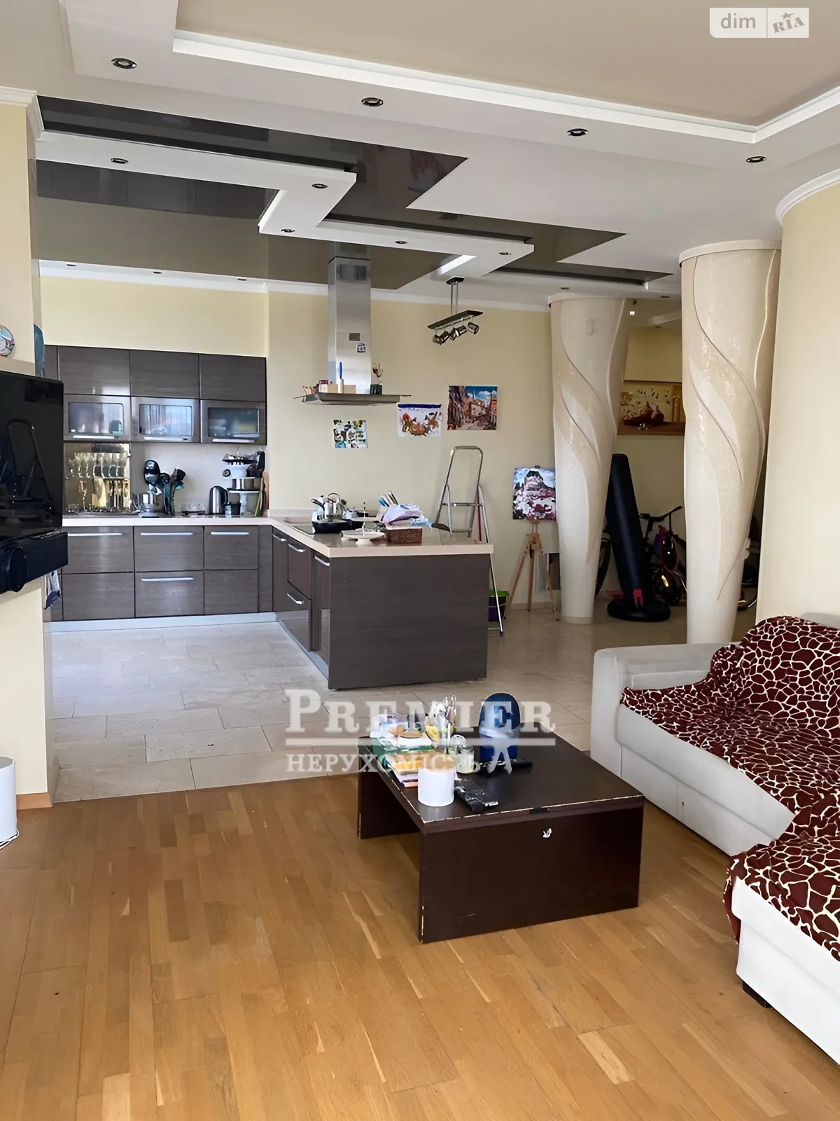 Продается 3-комнатная квартира 119.9 кв. м в Одессе, просп. Шевченко - фото 1