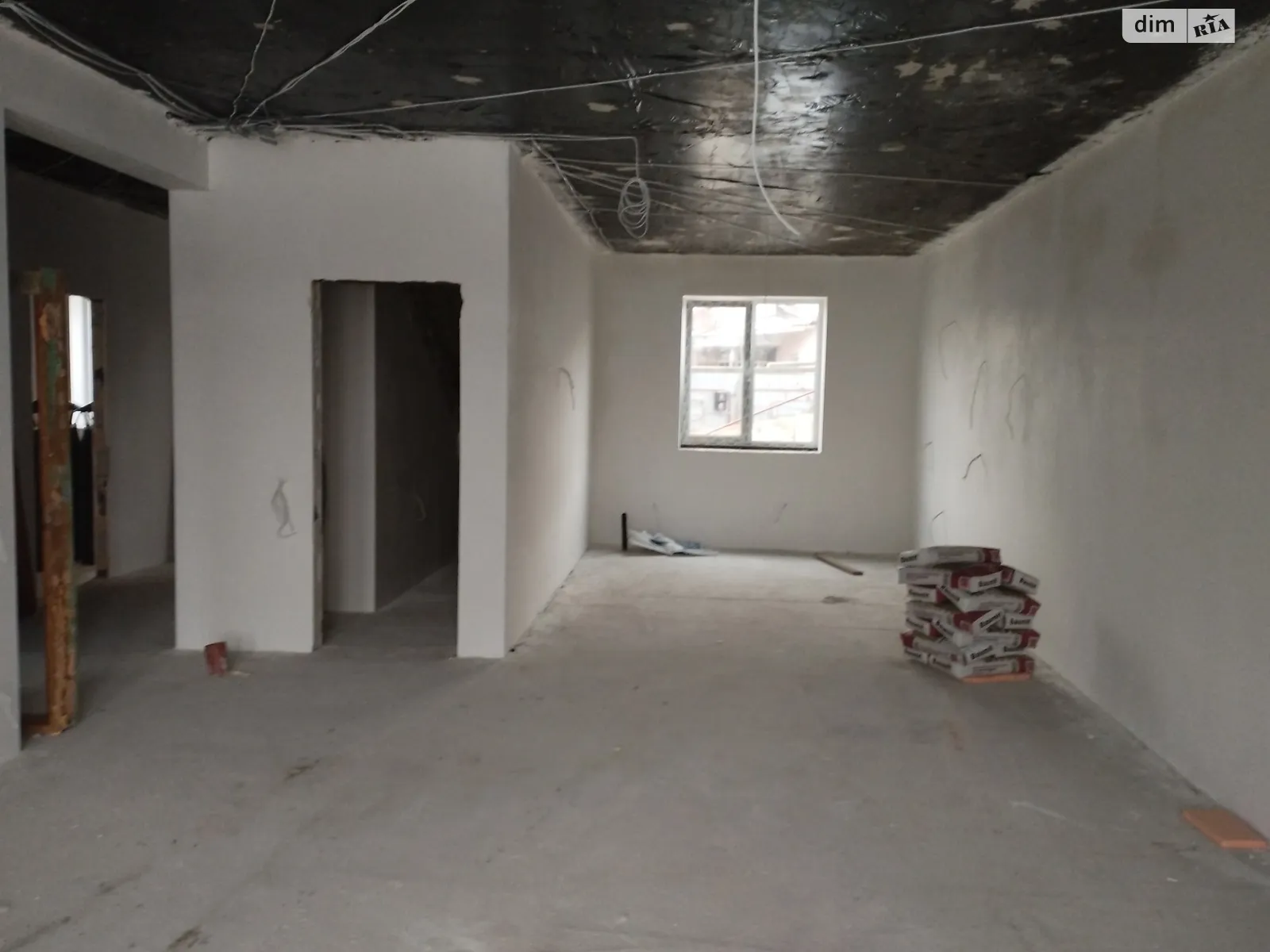 Продается дом на 2 этажа 240 кв. м с террасой, цена: 156000 $ - фото 1