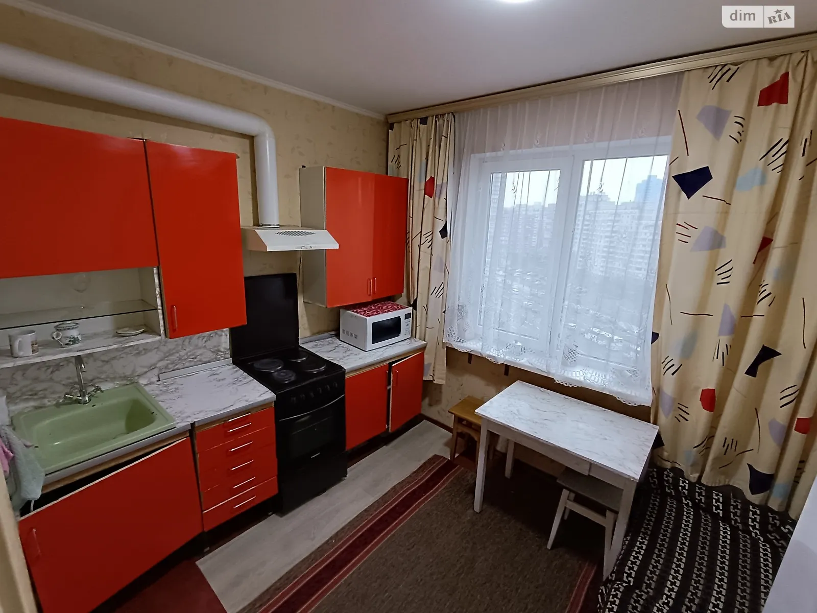 Продается 3-комнатная квартира 72 кв. м в Киеве, ул. Ревуцкого, 4 - фото 1
