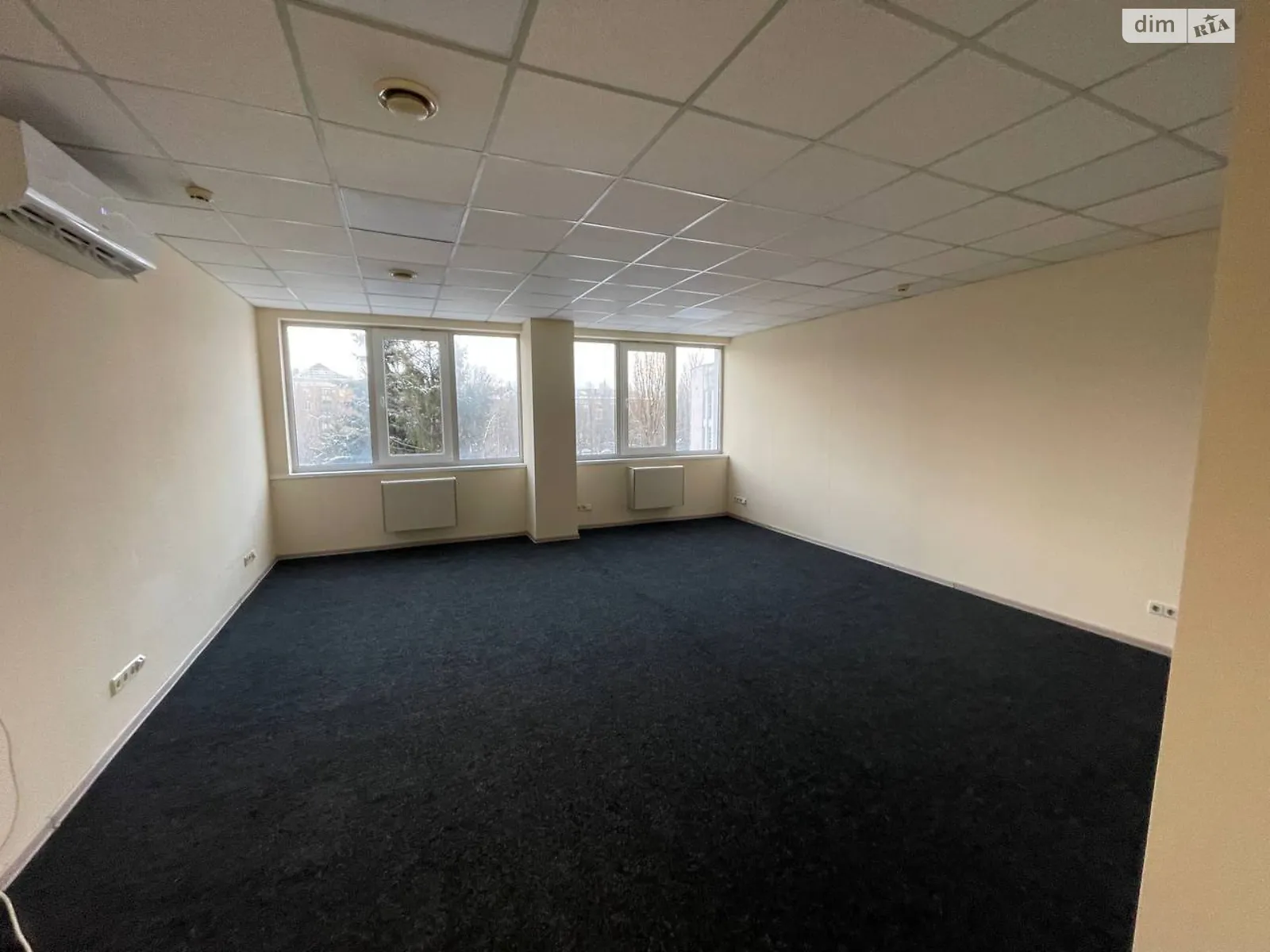Здається в оренду офіс 200 кв. м в бізнес-центрі, цена: 1500 $ - фото 1