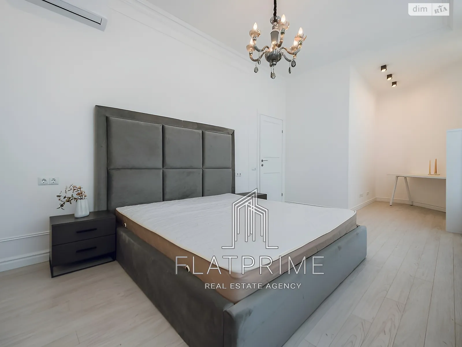 Продается 2-комнатная квартира 78.8 кв. м в Киеве - фото 1