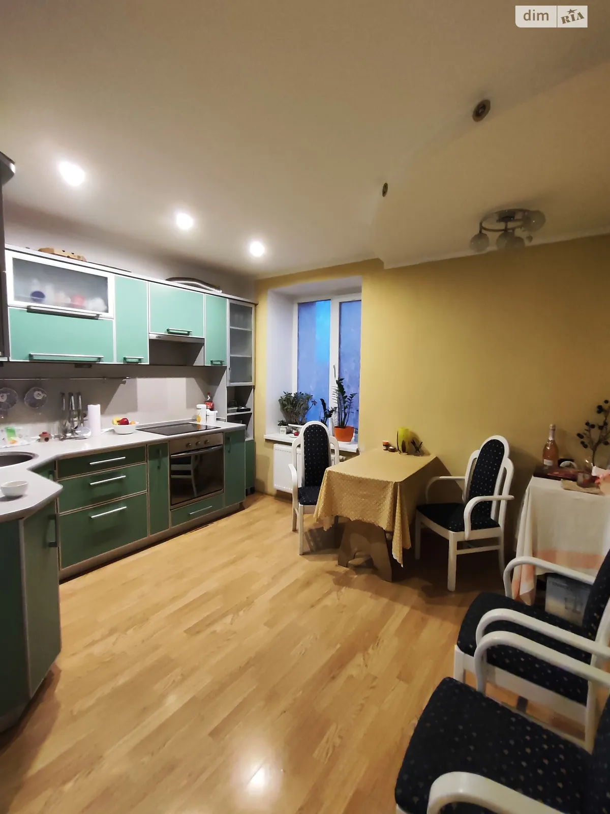 2-комнатная квартира 60 кв. м в Запорожье, бул. Центральный - фото 1