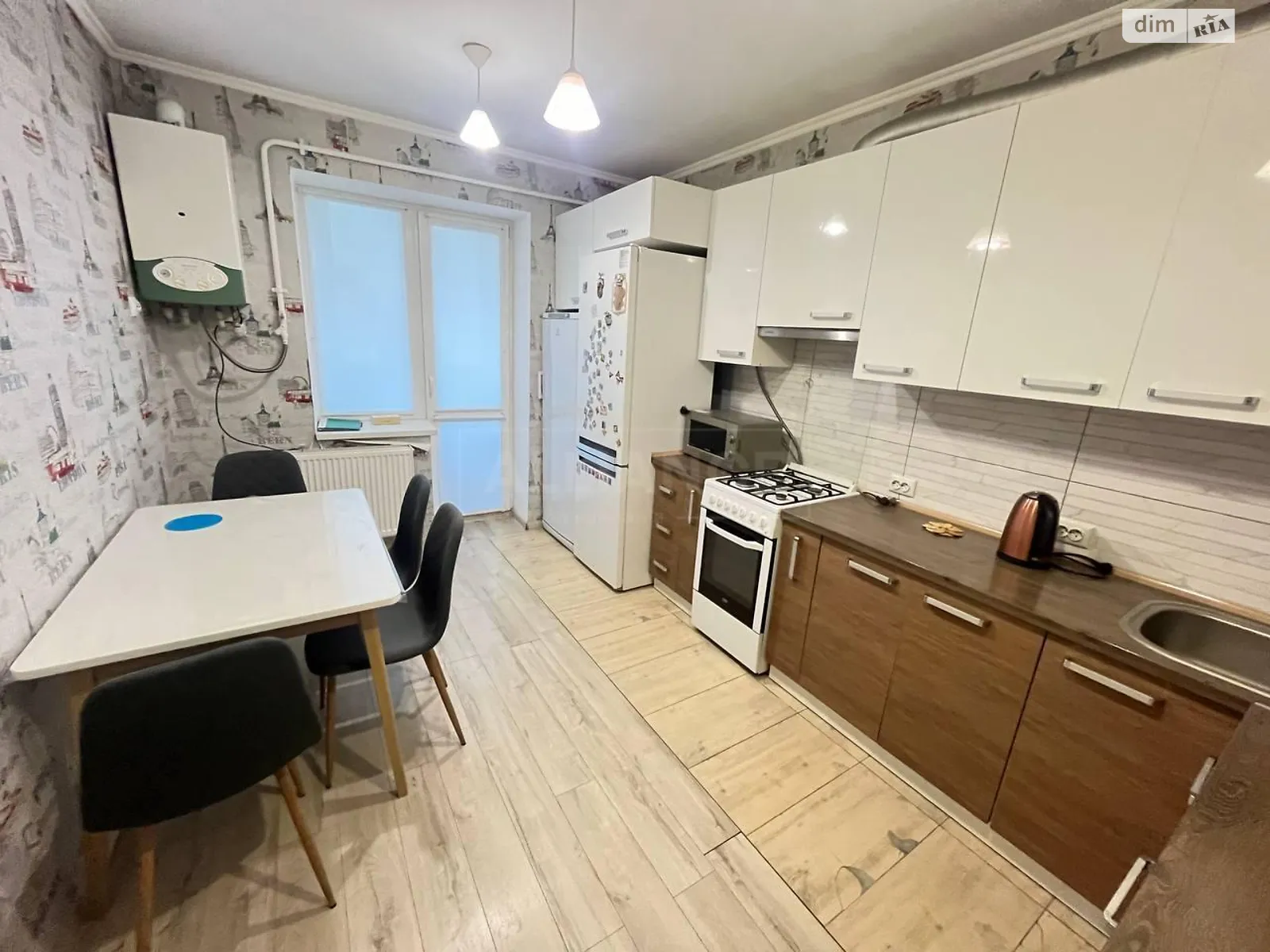 Продається 1-кімнатна квартира 48 кв. м у Івано-Франківську, вул. Хіміків - фото 1