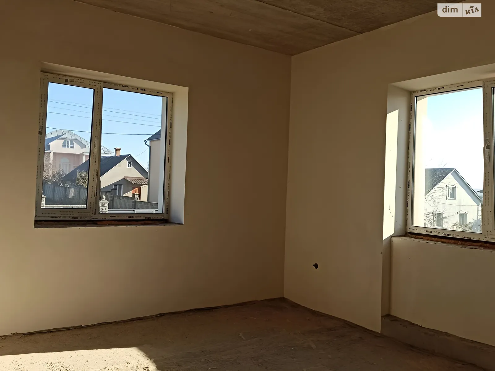 Продається будинок 2 поверховий 110 кв. м с басейном, цена: 68000 $ - фото 1